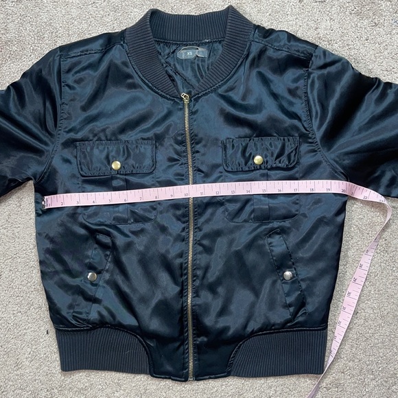 Pretty Little things by Kourtney Kardashian, Black jacket, pre-owned, size XS - Picture 8 of 13
